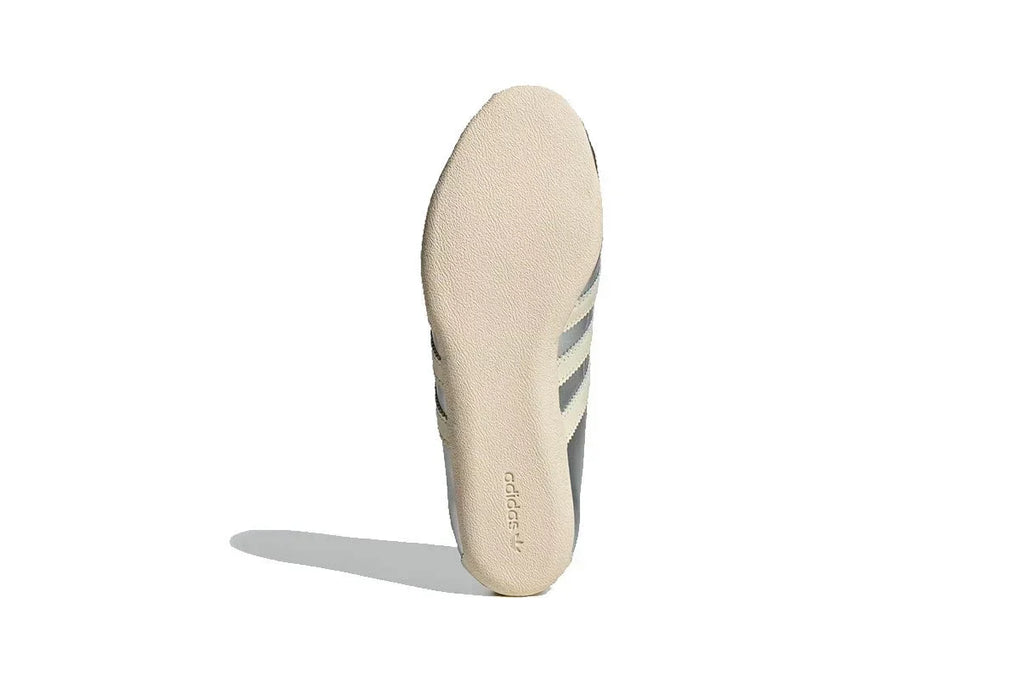 Adidas Tokyo Silver Metallic Prata