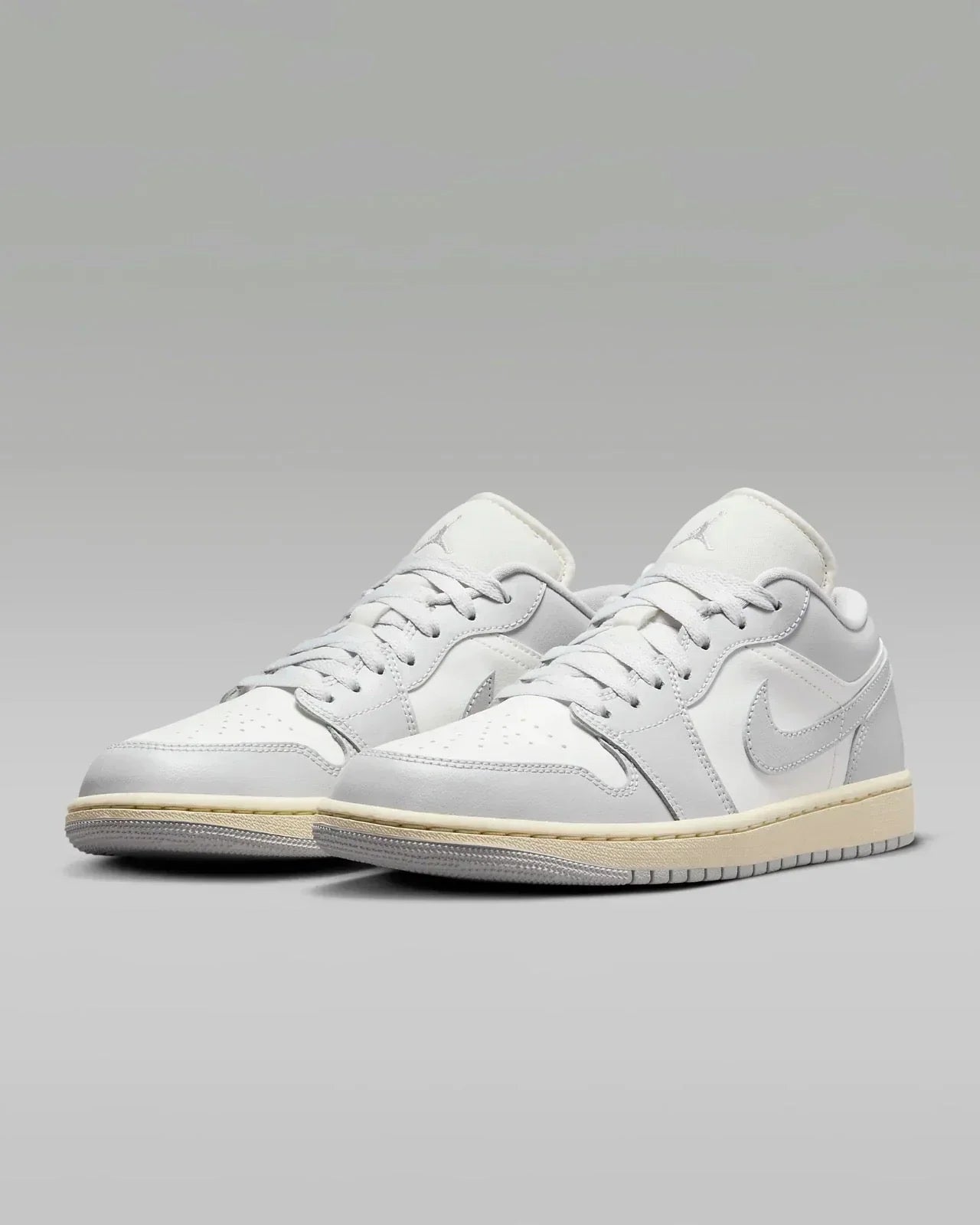 Air Jordan 1 Low Neutral Grey Coconut Milk Cinza