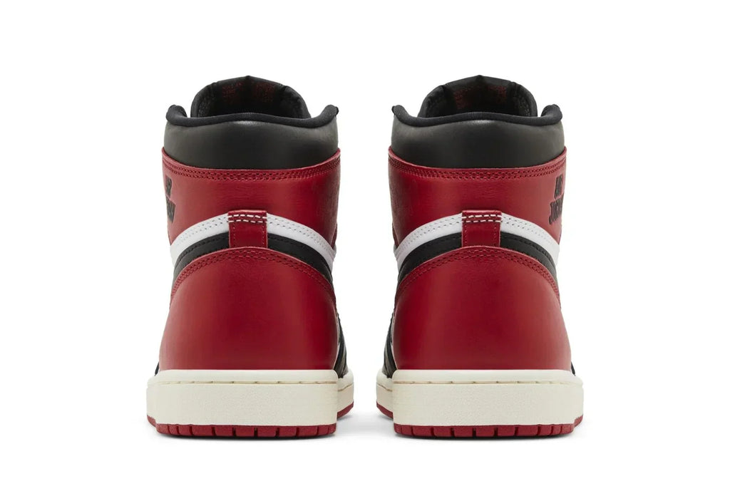 Air Jordan 1 Retro High OG Black Toe Reimagined Vermelho