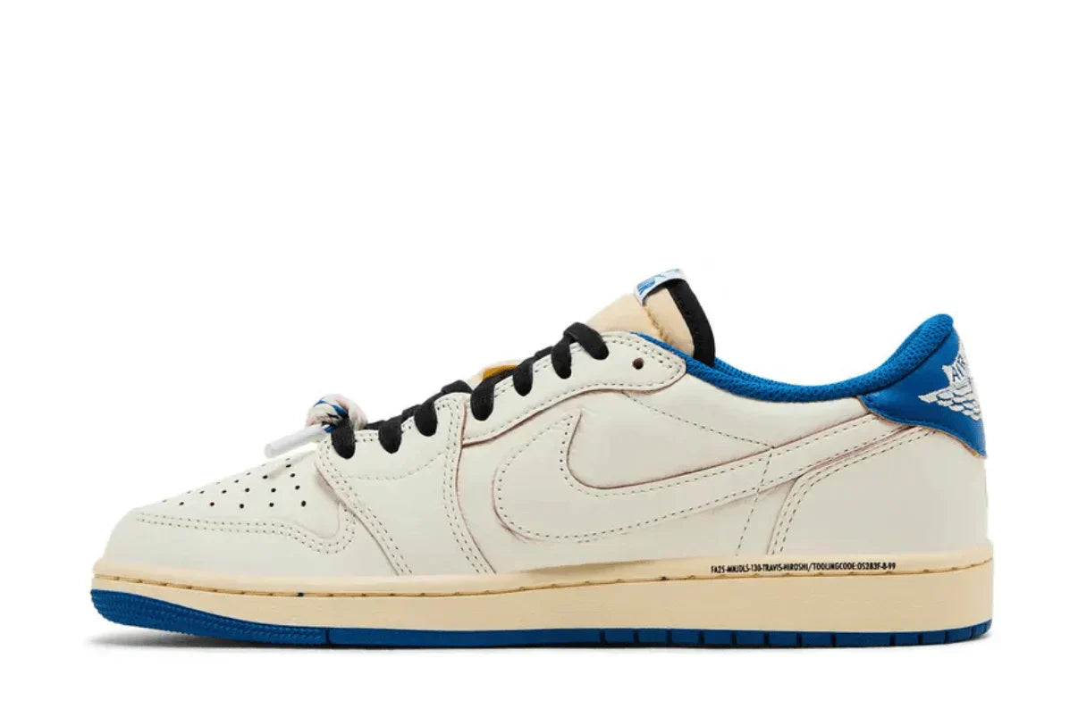 Air Jordan 1 x Travis Scott Retro Low OG SP Nike Sail Military Blue Couro