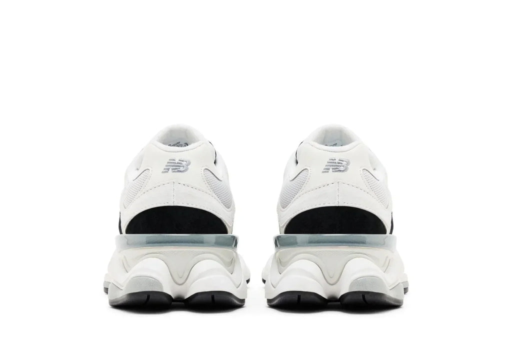 New Balance 9060 Reflection Black Suede Branco