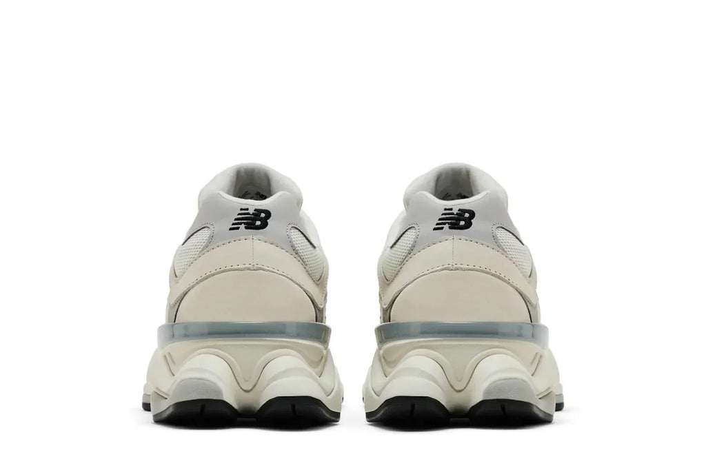 New Balance 9060 Sea Salt Raincloud Cinza