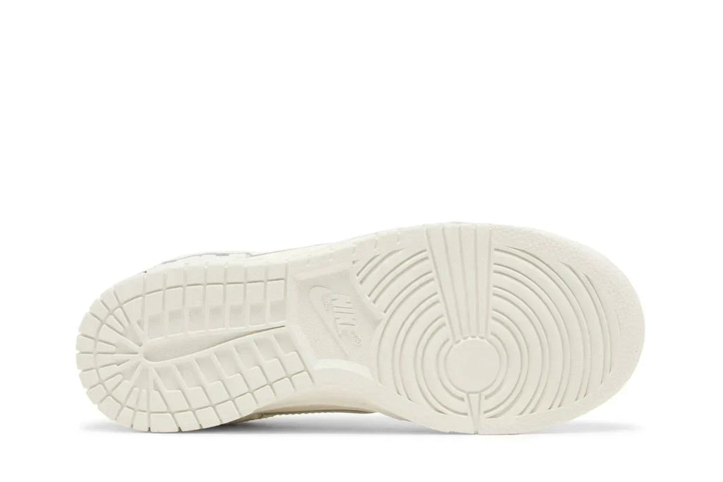 Nike Dunk Low Give Her Flowers Branco