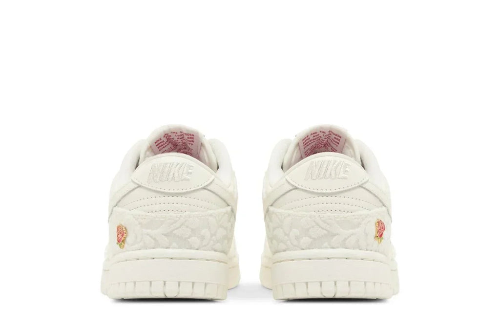 Nike Dunk Low Give Her Flowers Branco