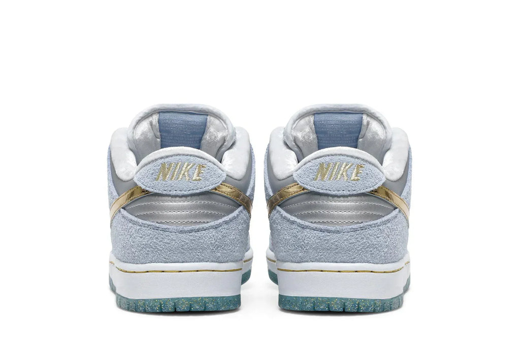 Sean Cliver x Dunk Low SB Holiday Special Azul